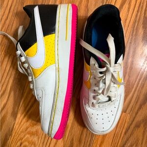 Nike Air Force 1’s Multicolor - SIZE 6 women’s